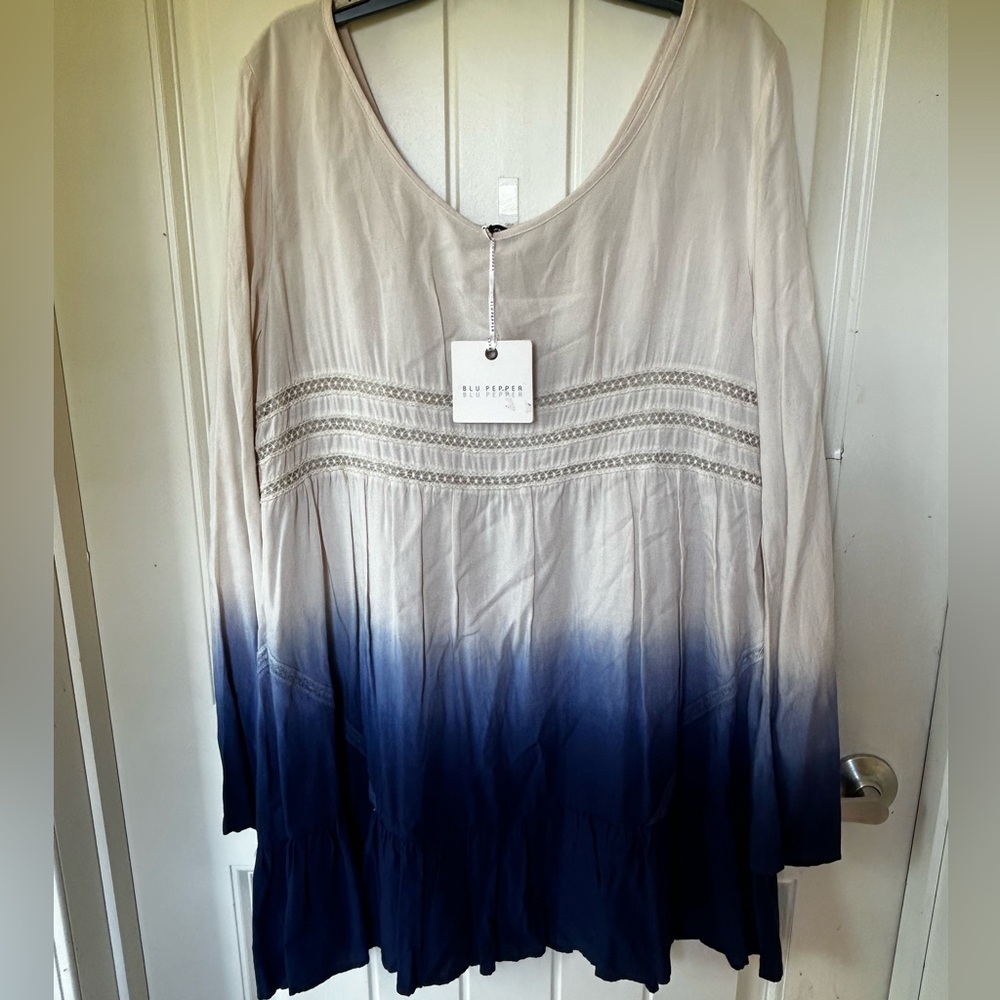❌❌SALE Blu Pepper Gradient Blue and Cream Tunic